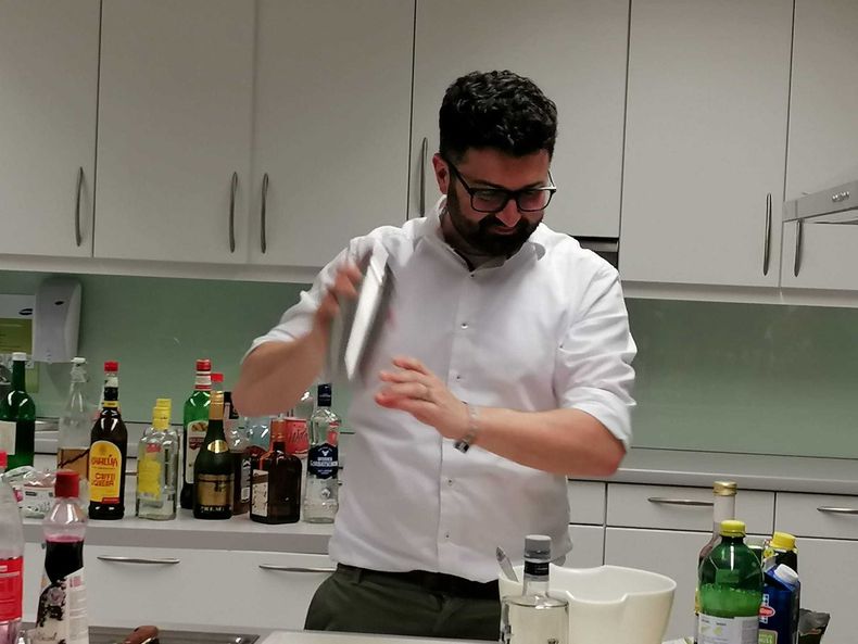 Cocktailkurs Bezirk Horn.jpg Cocktailkurs Bezirk Horn.jpg