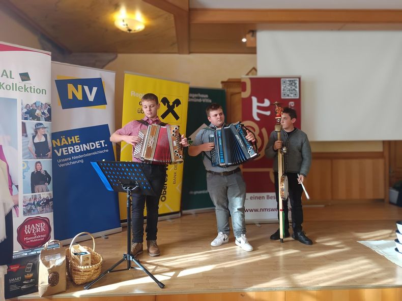 Tag der Bäuerin - Bezirk Weitra 2025 © Die Bäuerinnen im Gebiet Weitra Tag der Bäuerin - Bezirk Weitra 2025 © Die Bäuerinnen im Gebiet Weitra