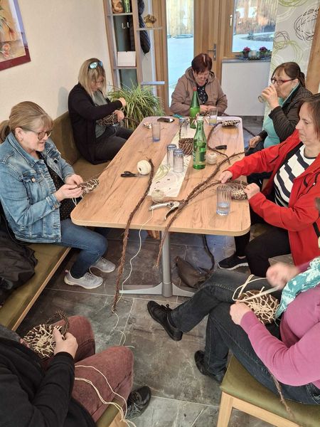 Kreative Körbchen aus Birkenzweigen ©&nbsp;Die Bäuerinnen im Gebiet Weitra
