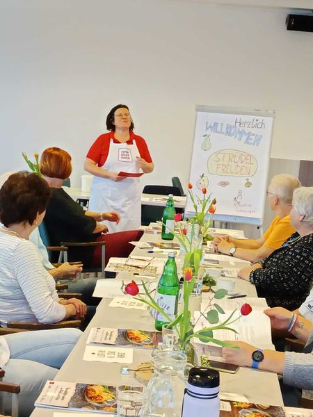 Komm & Koch: Strudelfreuden.jpg Komm & Koch: Strudelfreuden.jpg