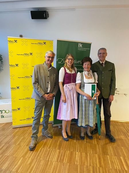 Tag der Bäuerinnen und Frauen im ländlichen Raum im Bezirk Mödling.jpg Tag der Bäuerinnen und Frauen im ländlichen Raum im Bezirk Mödling.jpg