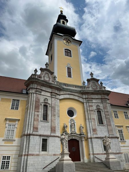 IMG-20250602-WA0010.jpg IMG-20250602-WA0010.jpg