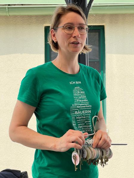 WhatsApp Image 2025-06-06 at 08.09.03(8).jpg WhatsApp Image 2025-06-06 at 08.09.03(8).jpg