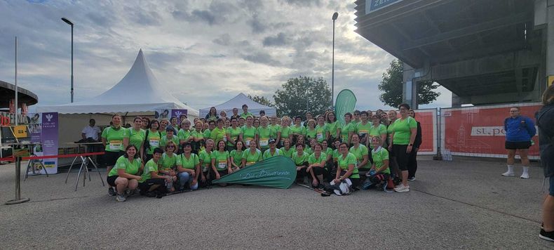 Frauenlauf (2).jpg Frauenlauf (2).jpg