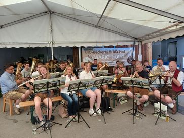 [175758429385915.jpg]