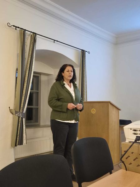 WhatsApp Image 2025-10-09 at 19.53.04.jpg