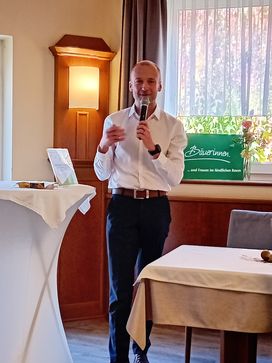 [1763220633089675.jpg]