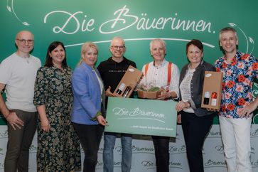 [1763972598014475.jpg]