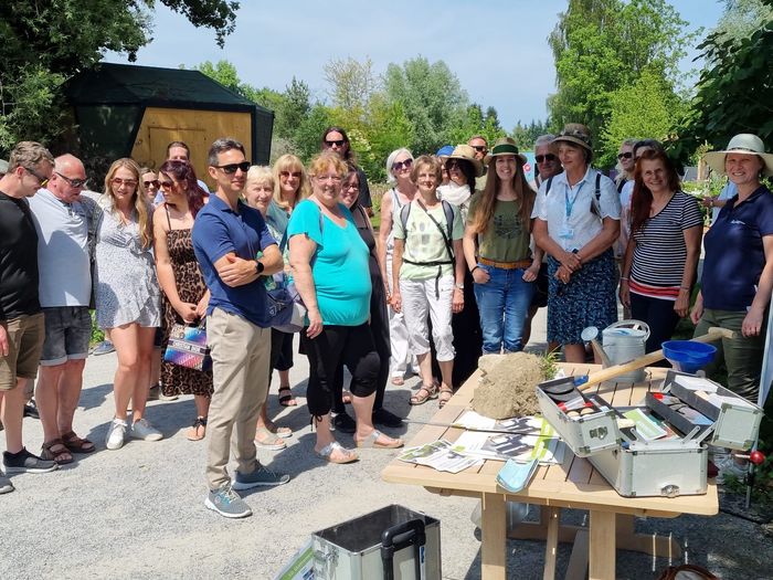 [1765449376218916_1.jpg]