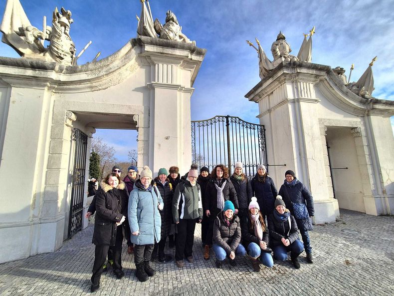 Gruppenfoto 2.jpg Gruppenfoto 2.jpg