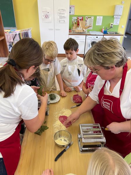 WhatsApp Image 2025-12-13 at 17.27.30(4).jpg WhatsApp Image 2025-12-13 at 17.27.30(4).jpg