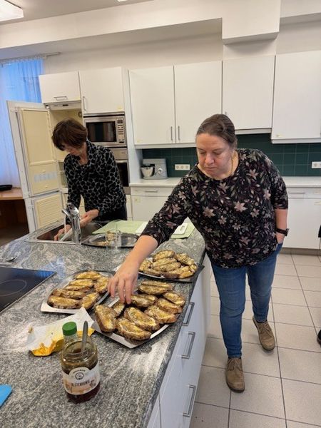 IMG 2384.jpg IMG 2384.jpg