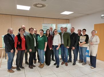 [177132577387715.jpg]