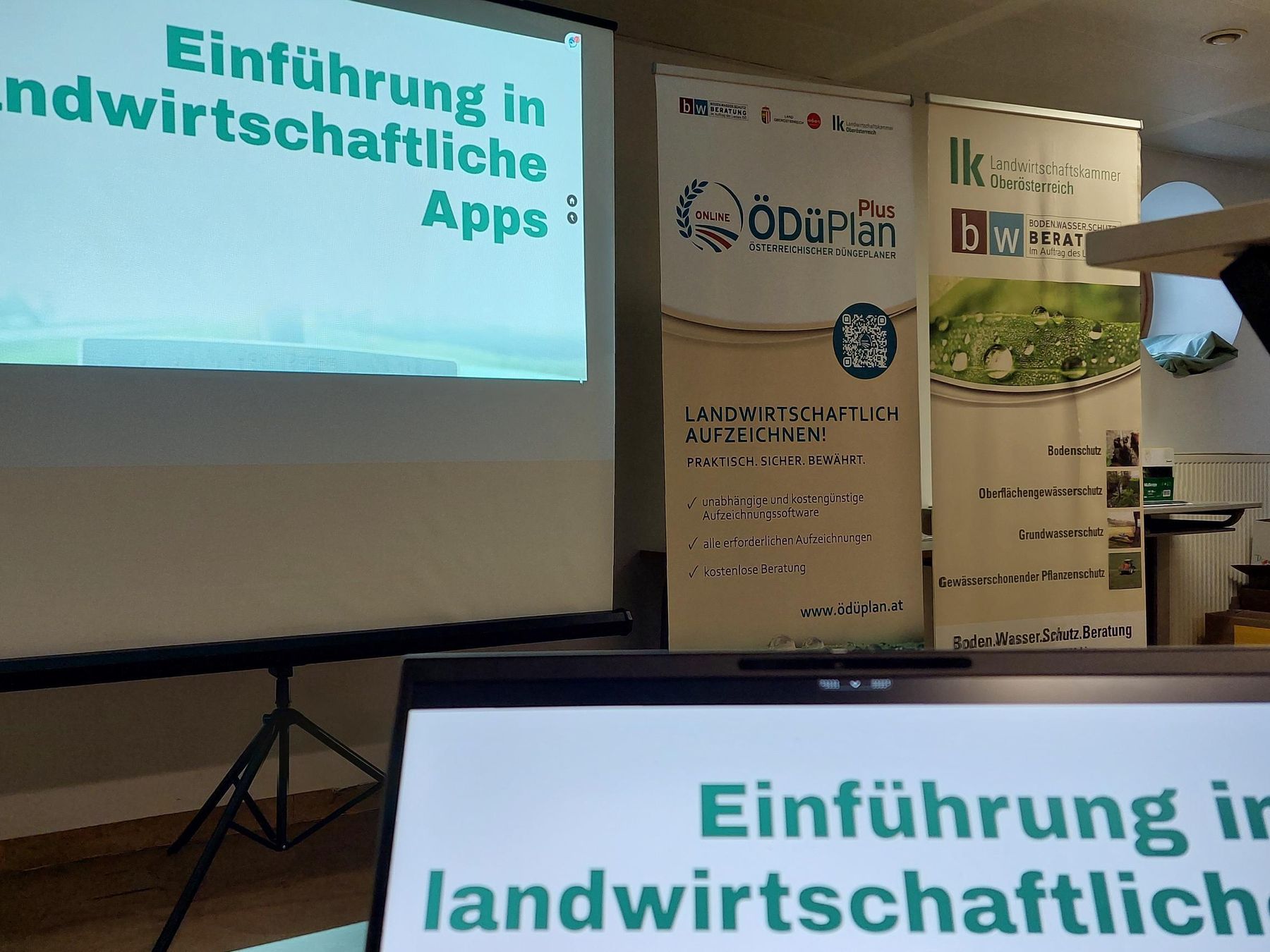 Am 06.03.2026 waren wir mit dabei bei den Maschinenring Oberösterreich / LFI Österreich DIGI DAYS in der HLBLA St. Florian mit Schwerpunkt landwirtschaftliche Apps - mit Fokus LK Düngerrechner, LK Pflanzenschutz-Tool und natürlich ÖDüPlan Plus. Danke den Veranstaltern für die perfekte Organisation! © BWSB