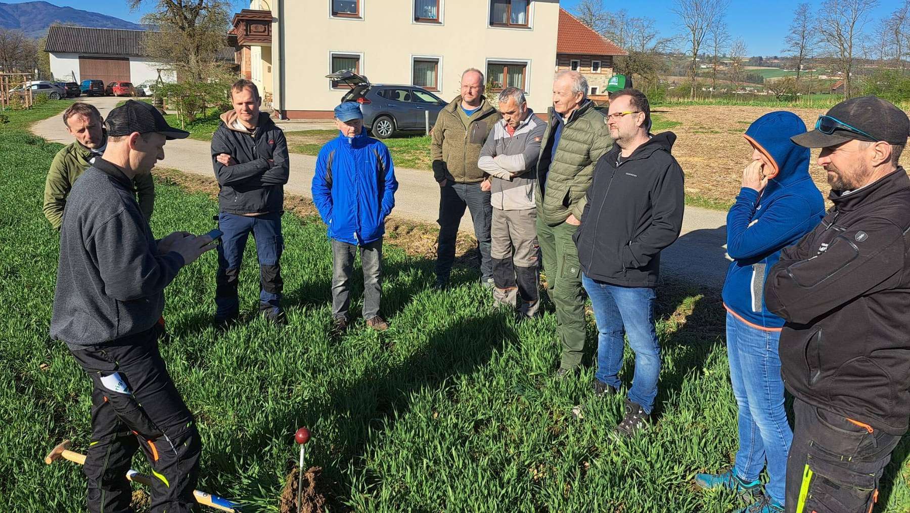Feldbegehung in Nußbach am Betrieb Gebeshuber, 8. April 2026