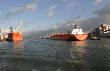 Hafen Rotterdam.jpg © Nemestothy/LKÖ