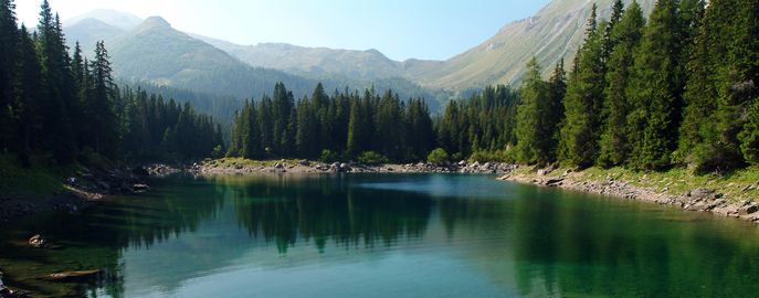 Landschaft,-Berge,-Wasser,-Bergsee-1-(Bernhard-Aichner)- © Bernhard Aichner Landschaft,-Berge,-Wasser,-Bergsee-1-(Bernhard-Aichner)- © Bernhard Aichner