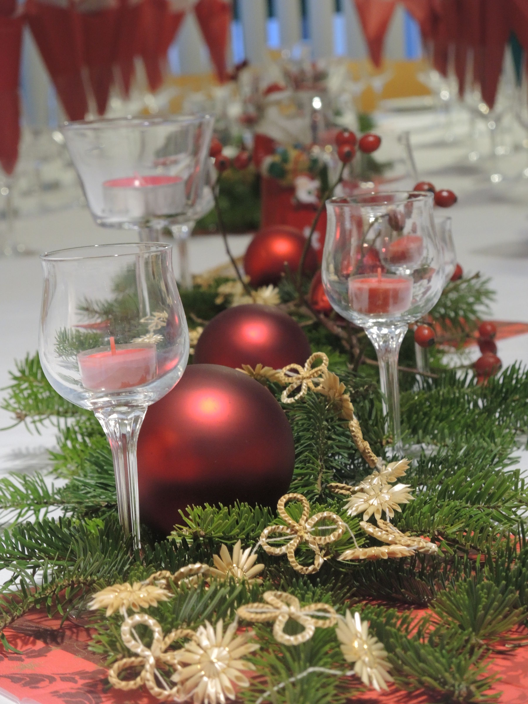 Weihnachtstafel 2016 (5).jpg © BBK_Mistelbach