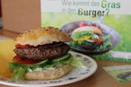 "Wie kommt das Gras in den Burger?“ – ein hochwertiger Workshop rund um das österreichische Qualitätsrind. © Bgld. Landwirtschaftskammer/F.Schmitl "Wie kommt das Gras in den Burger?“ – ein hochwertiger Workshop rund um das österreichische Qualitätsrind. © Bgld. Landwirtschaftskammer/F.Schmitl