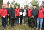 Karl Bauer (Sieggraben), Förster Andre Peinhaupt (Esterhazy-Betriebe), Präsident DI Nikolaus Berlakovich, Obmann Sascha Sommer, Christina Friedl, MSc (SOS-Kinderdorf Pinkafeld), Mag. Peter Artner, MBA (Kinderdorf Pöttsching), FW Herbert Gerencser (Landwirtschaftskammer), Mag. Erwin Windisch (Esterhazy-Betriebe) und Jürgen Fleck (Oberkohlstätten) © Bgld. LK, Leitgeb Karl Bauer (Sieggraben), Förster Andre Peinhaupt (Esterhazy-Betriebe), Präsident DI Nikolaus Berlakovich, Obmann Sascha Sommer, Christina Friedl, MSc (SOS-Kinderdorf Pinkafeld), Mag. Peter Artner, MBA (Kinderdorf Pöttsching), FW Herbert Gerencser (Landwirtschaftskammer), Mag. Erwin Windisch (Esterhazy-Betriebe) und Jürgen Fleck (Oberkohlstätten) © Bgld. LK, Leitgeb