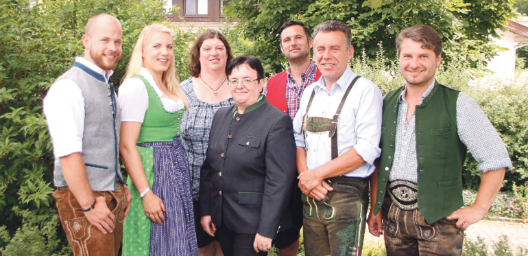 DAS TEAM der Besamung Kleßheim von links nach rechts: Bernhard Schernthaner, Dr. Lina Grill, Mag. Erika Prüssing, GF TZD Dipl.-Ing. Irmgard Mitterwallner, Andreas Bernhardt, Dr. Gernot Eibl, Wolfgang Geier, nicht am Bild Dipl.-Ing. Milan Dohnal © Dürnberger DAS TEAM der Besamung Kleßheim von links nach rechts: Bernhard Schernthaner, Dr. Lina Grill, Mag. Erika Prüssing, GF TZD Dipl.-Ing. Irmgard Mitterwallner, Andreas Bernhardt, Dr. Gernot Eibl, Wolfgang Geier, nicht am Bild Dipl.-Ing. Milan Dohnal © Dürnberger