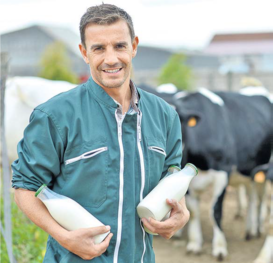 Wurden mehr als 10.000 kg Milch direkt vermarktet, muss bis 31. März eine Meldung an die AMA erfolgen. © Goodluz/stock.adobe.com Wurden mehr als 10.000 kg Milch direkt vermarktet, muss bis 31. März eine Meldung an die AMA erfolgen. © Goodluz/stock.adobe.com