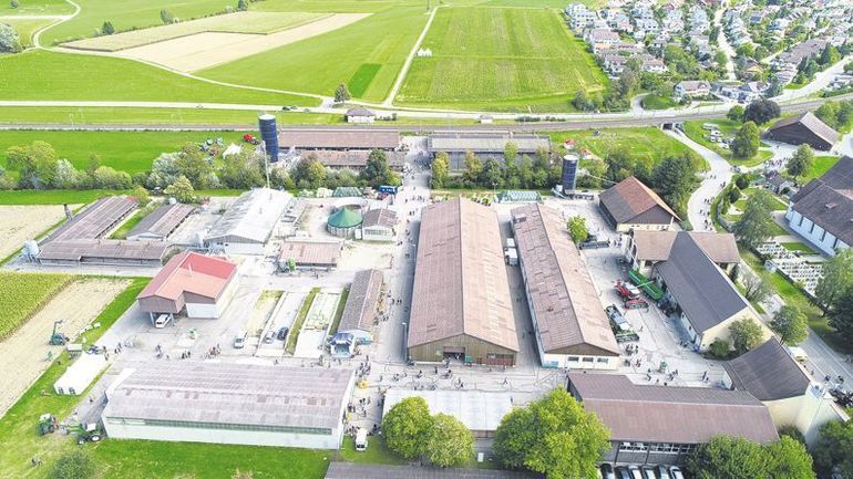 Die Swiss Future Farm ist ein einzigartiger Anschauungsbetrieb für Smart Farming-Technologien. © Swiss Future Farm Die Swiss Future Farm ist ein einzigartiger Anschauungsbetrieb für Smart Farming-Technologien. © Swiss Future Farm