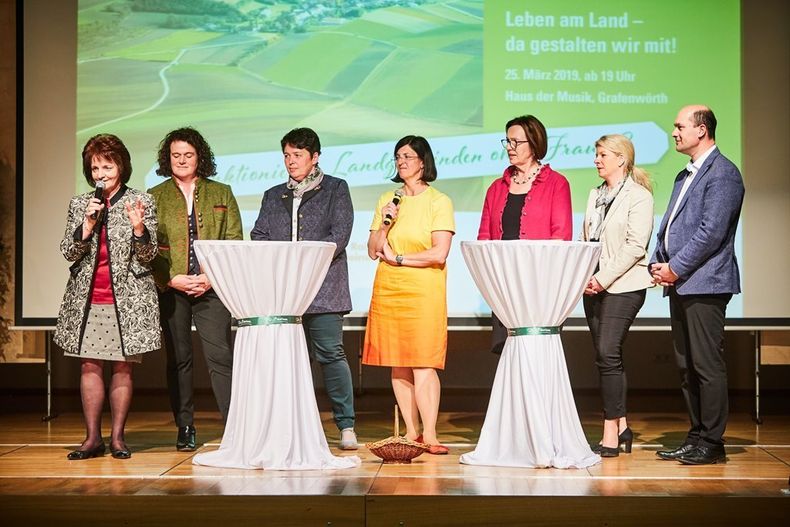 Leben am Land – da gestalten wir mit! Funktionieren Landgemeinden ohne Frauen? © LK NÖ / Franz Gleiss