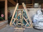 Abb.3: 15m-Eigenbau-Vordruschsaatgerät (in Kombination mit einem Frontsätank) der Familie Koch, Markt Allhau- Aussaat mittels pneumatischer Verteilung © DI Willi Peszt Abb.3: 15m-Eigenbau-Vordruschsaatgerät (in Kombination mit einem Frontsätank) der Familie Koch, Markt Allhau- Aussaat mittels pneumatischer Verteilung © DI Willi Peszt