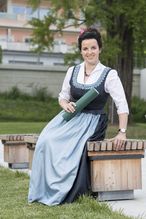Margret Reinprecht, beste Meisterin
Ländliches Betriebs- &
Haushaltsmanagement © LFA_Martin Meieregger Margret Reinprecht, beste Meisterin
Ländliches Betriebs- &
Haushaltsmanagement © LFA_Martin Meieregger