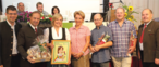 Landesrat Martin Gruber, LK Präsident ÖR Ing. Johann Mößler, Genussbotschafterin Kornelia Laurin, ORF Kärnten-Chefin Karin Bernhard, das "Land und Leute"-Filmteam und Direktvermarkterobmann ÖR Anton Heritzer. © DV-Verband/Kampitsch Landesrat Martin Gruber, LK Präsident ÖR Ing. Johann Mößler, Genussbotschafterin Kornelia Laurin, ORF Kärnten-Chefin Karin Bernhard, das "Land und Leute"-Filmteam und Direktvermarkterobmann ÖR Anton Heritzer. © DV-Verband/Kampitsch