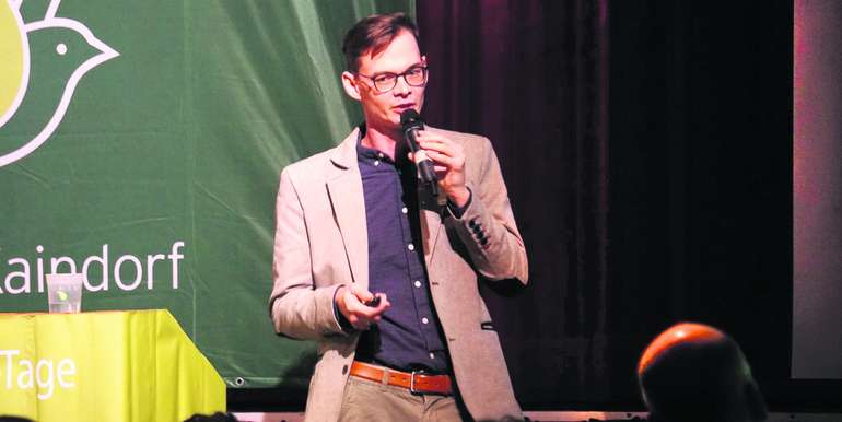 Franz Winkelhofer ist seit 2018 in einem gemeinsamen Projekt von AgrarCommander GmbH und der Universität für Bodenkultur Wien für Testzwecke involviert, bei dem die Düngerausbringung anhand von Bodenverhältnissen und Ertragserwartungen erfolgt. © Franz Winkelhofer Franz Winkelhofer ist seit 2018 in einem gemeinsamen Projekt von AgrarCommander GmbH und der Universität für Bodenkultur Wien für Testzwecke involviert, bei dem die Düngerausbringung anhand von Bodenverhältnissen und Ertragserwartungen erfolgt. © Franz Winkelhofer