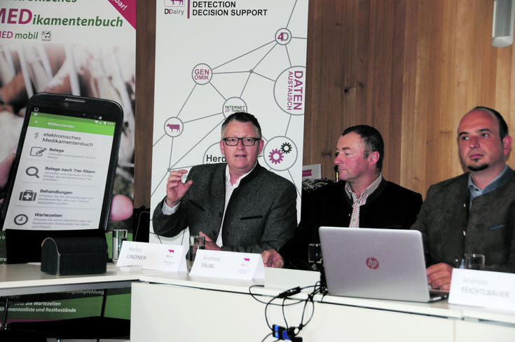 Österreich nimmt mit dem Projekt D4Dairy weltweit eine Führungsrolle ein. "Wir wollen damit die Zucht in bäuerlicher Hand absichern", so ZAR-Obmann Lindner bei der Präsentation. © Archiv Österreich nimmt mit dem Projekt D4Dairy weltweit eine Führungsrolle ein. "Wir wollen damit die Zucht in bäuerlicher Hand absichern", so ZAR-Obmann Lindner bei der Präsentation. © Archiv