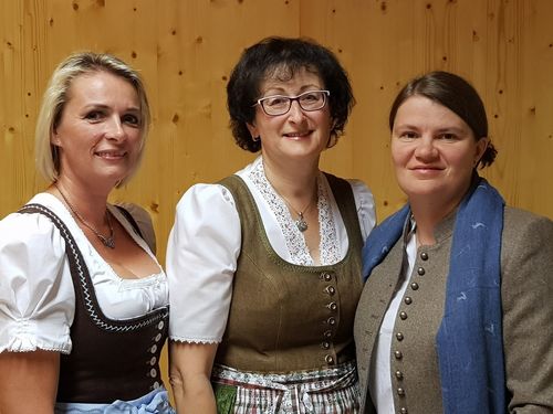 Raaba-grambach frau sucht mann fr eine nacht. Alland single kino. Hornstein treffen singles. Single kreis haus. Neuhofen frauen aus treffen in poysdorf an der Frauen aus treffen in poysdorf - Sex sucht in Marktsteft