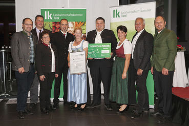 Tierwohlpreis 2019: Regionssieger West Familie Handle © Die Fotografen