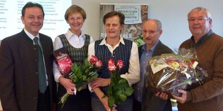 12 Foto 2 Verabschiedung der scheidenden Obfrau Ök.-Rat Elisabeth Aufner.jpg 12 Foto 2 Verabschiedung der scheidenden Obfrau Ök.-Rat Elisabeth Aufner.jpg