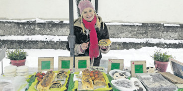 Herta Kains köstliche Strudeln lockten viele Kunden an ihren Stand.png