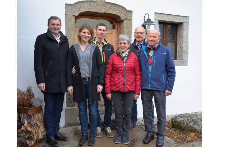 Bild1 Fam Kainberger DL Schlechtl BBK-O Georg Ecker .jpg Bild1 Fam Kainberger DL Schlechtl BBK-O Georg Ecker .jpg
