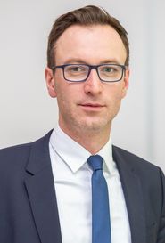 Metschina -Portrait - Kopie.jpg © Krisztian Juhasz Metschina -Portrait - Kopie.jpg © Krisztian Juhasz