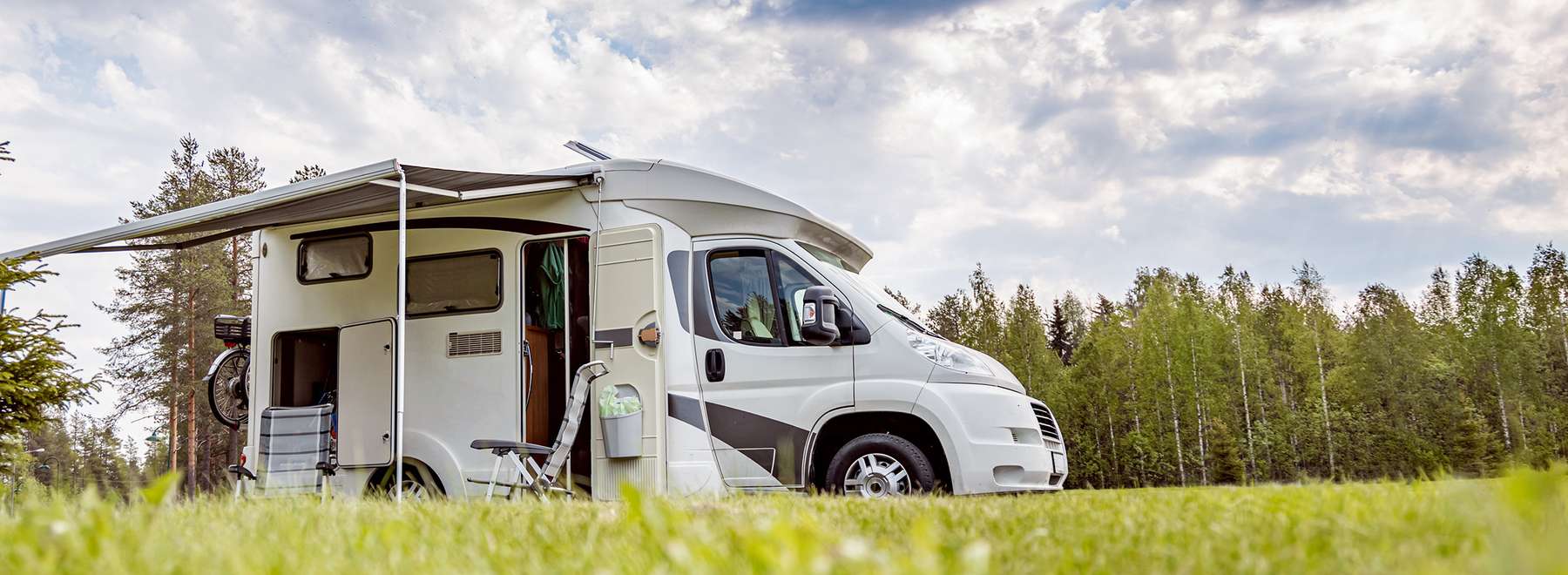 Wohnmobil   Direktvermarkter.jpg © Andrey Armyagov_Stock.Adobe.com Wohnmobil   Direktvermarkter.jpg © Andrey Armyagov_Stock.Adobe.com