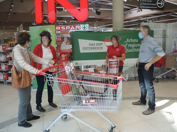 Das isst Österreich-Aktionstag im Interspar in Mistelbach © Andrea Uhl/LK Niederösterreich