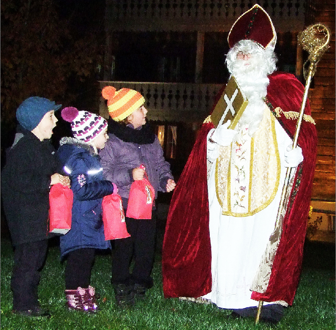 Nikolaus.png © Standl Nikolaus.png © Standl