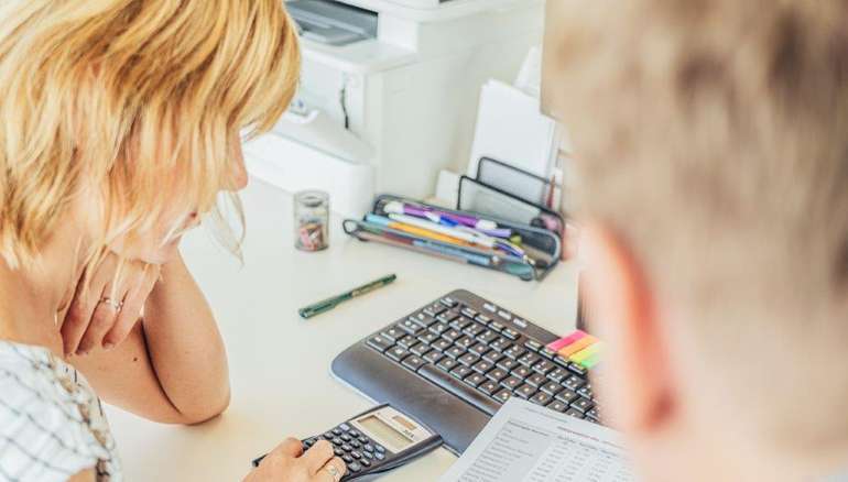 Gesamtbetrieblichen Aufzeichnungen für den Betriebserfolg.jpg © Georg Pomassl/LK Niederösterreich Gesamtbetrieblichen Aufzeichnungen für den Betriebserfolg.jpg © Georg Pomassl/LK Niederösterreich