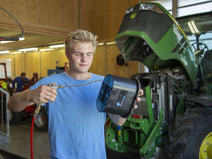 Jetzt anmelden: Viele Chancen mit LFS-Abschluss.jpg © Land Salzburg/camerasuspicta Jetzt anmelden: Viele Chancen mit LFS-Abschluss.jpg © Land Salzburg/camerasuspicta