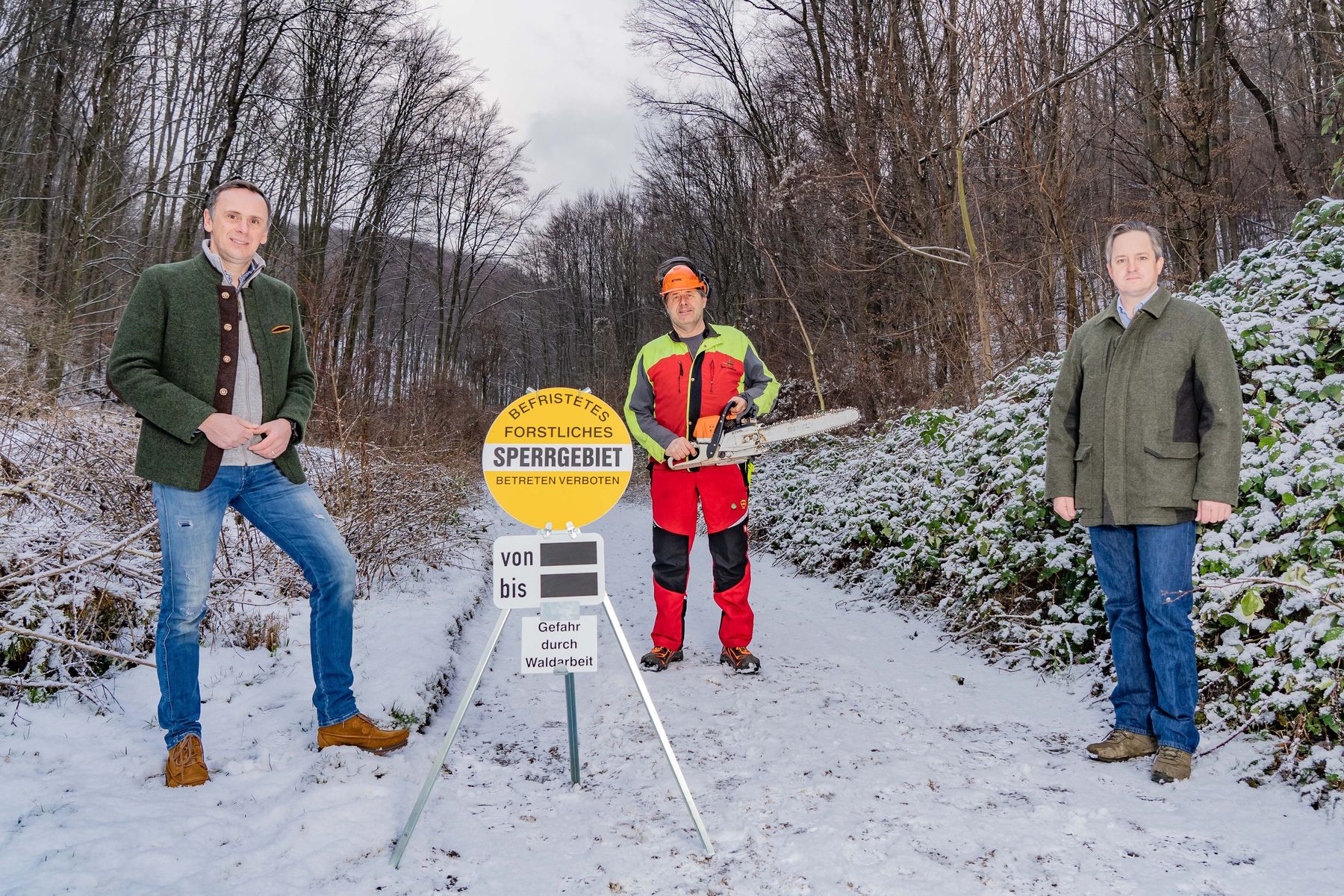 Foto_Schmuckenschlager und Danninger appellieren an Waldbesucher.jpg © Georg Pomassl/LK Niederösterreich Foto_Schmuckenschlager und Danninger appellieren an Waldbesucher.jpg © Georg Pomassl/LK Niederösterreich