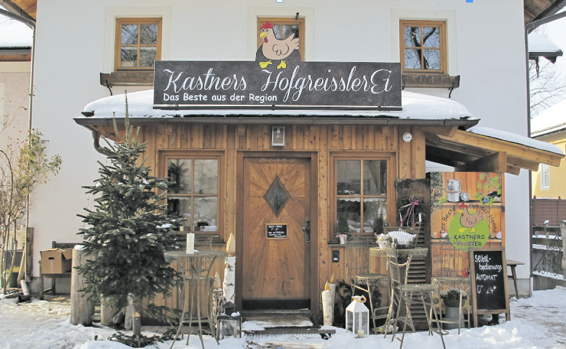Kastners HofgreisslerEi.png © Sabine Wieder Kastners HofgreisslerEi.png © Sabine Wieder