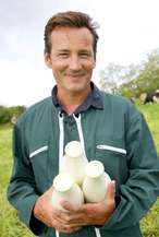Milchverkauf.jpg Milchverkauf.jpg