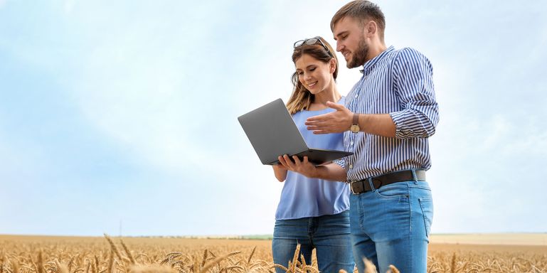 Junglandwirt MFA © New Africa/stock.adobe.com