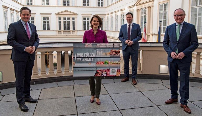 NÖBB_PK-Leere Regale_2(c)NÖBB.jpg © NÖBB NÖBB_PK-Leere Regale_2(c)NÖBB.jpg © NÖBB