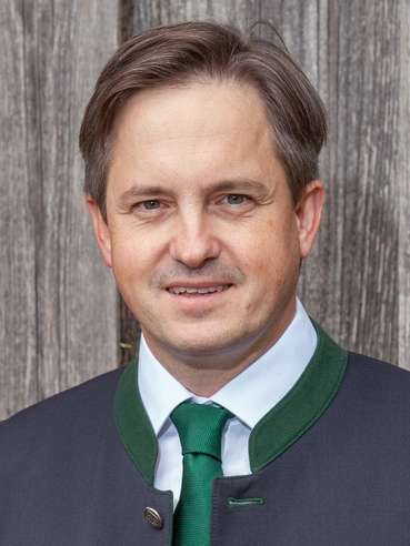 Portrait Schmuckenschlager_Fotocredit Gerald Lechner.jpg © Gerald Lechner/LK Niederösterreich Portrait Schmuckenschlager_Fotocredit Gerald Lechner.jpg © Gerald Lechner/LK Niederösterreich